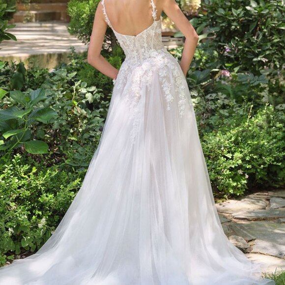 New long wedding dress.Off white/nude bridal gown - Picture 4 of 6